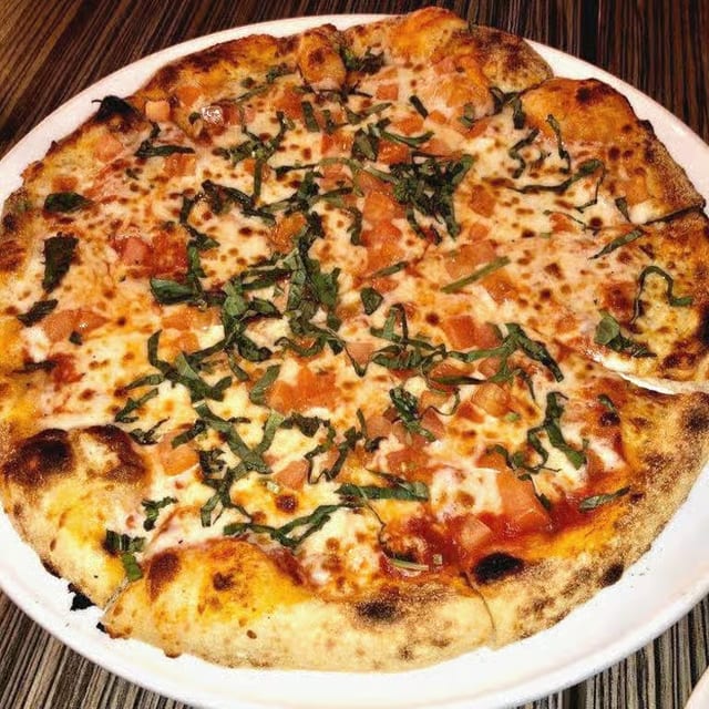 Margherita Pizza.