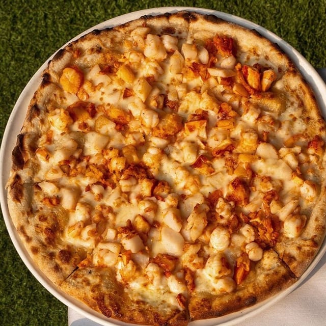 Flavio's Pizza.